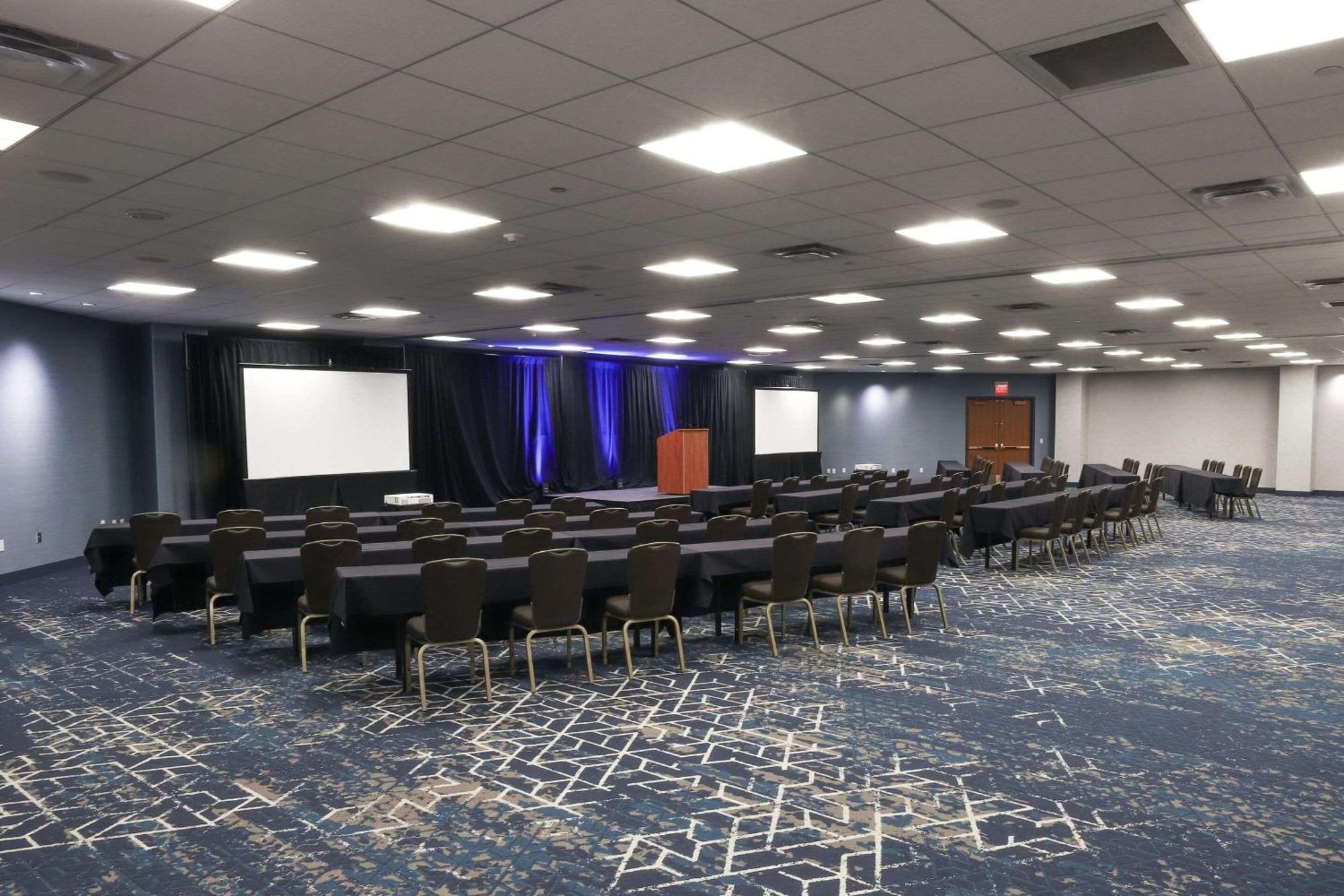 Radisson Plaza Hotel And Suites Kalamazoo Kültér fotó