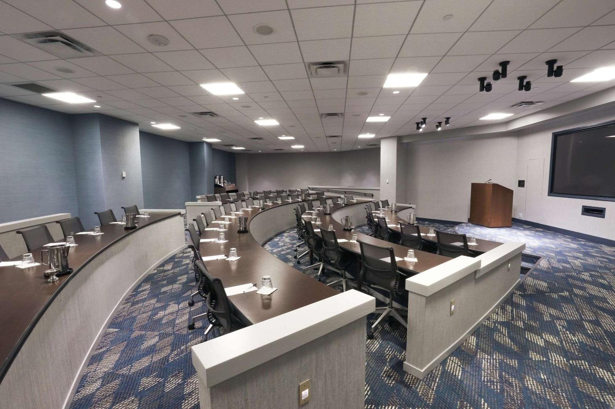 Radisson Plaza Hotel And Suites Kalamazoo Kültér fotó