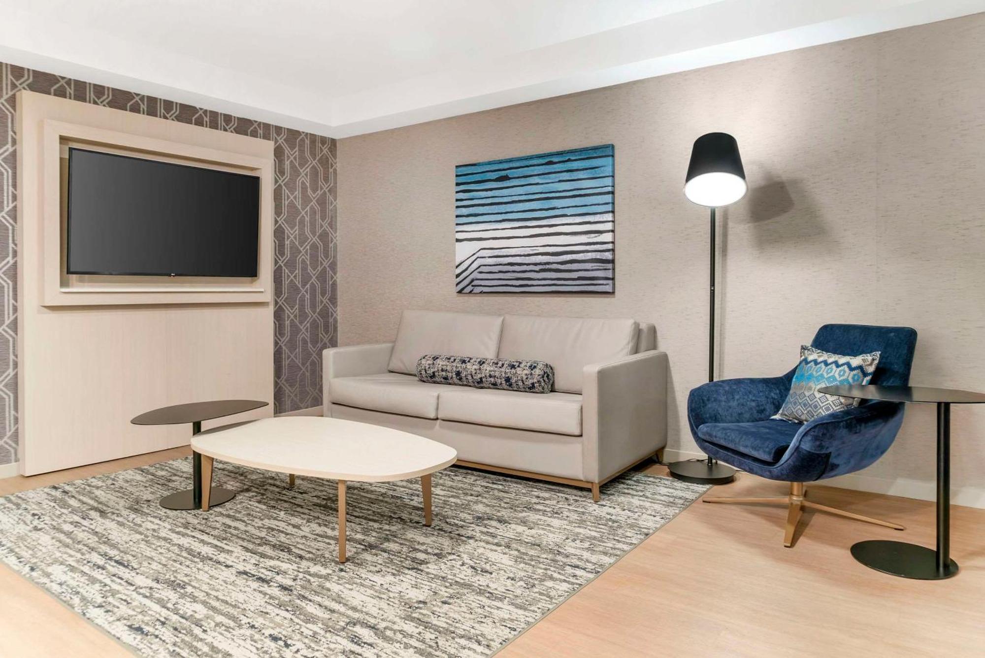 Radisson Plaza Hotel And Suites Kalamazoo Kültér fotó