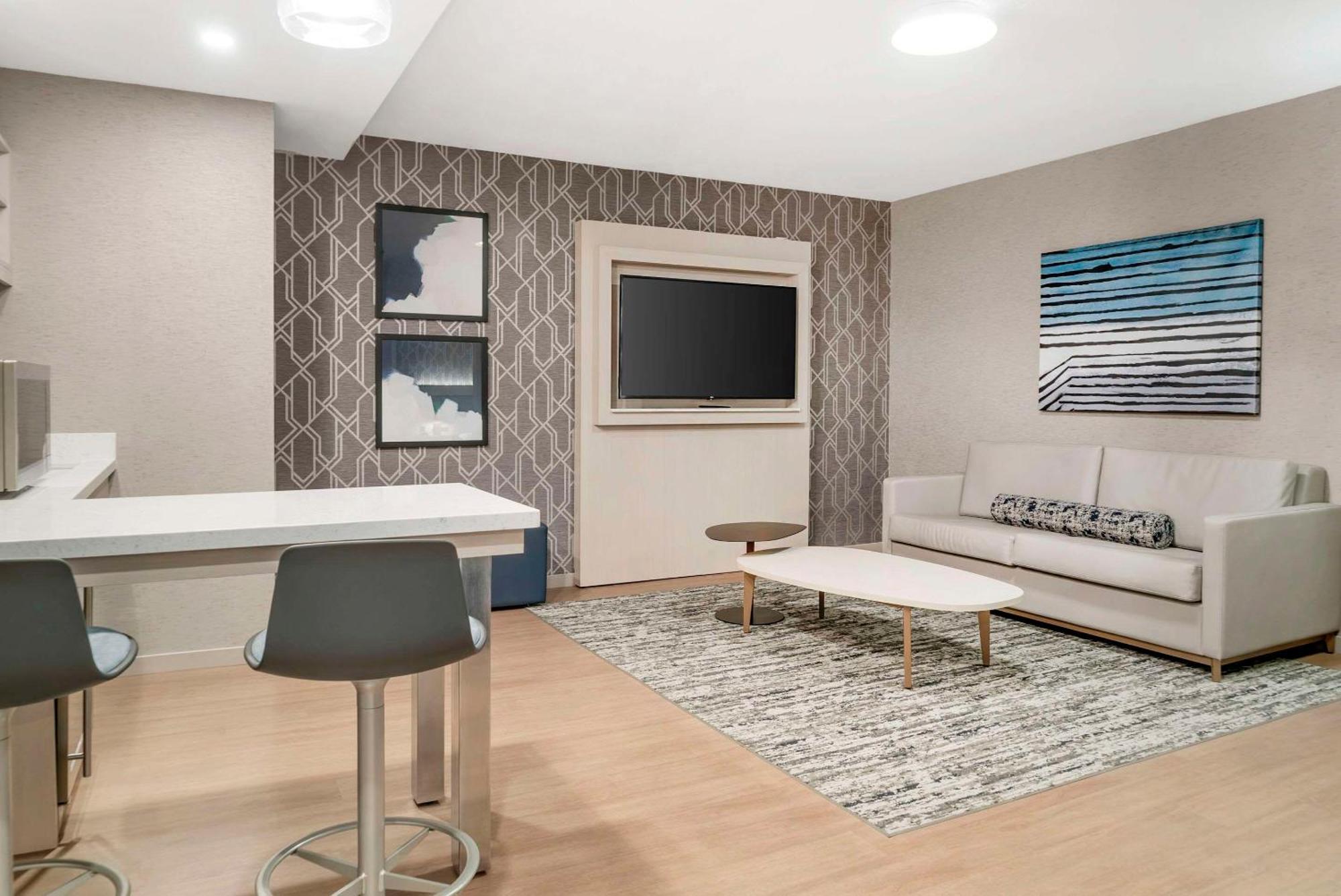 Radisson Plaza Hotel And Suites Kalamazoo Kültér fotó